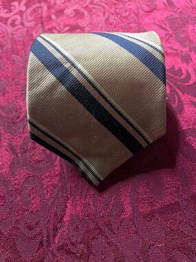 Unbranded Tan, Navy, and White Diagonal Repp Stripe All Silk Tie